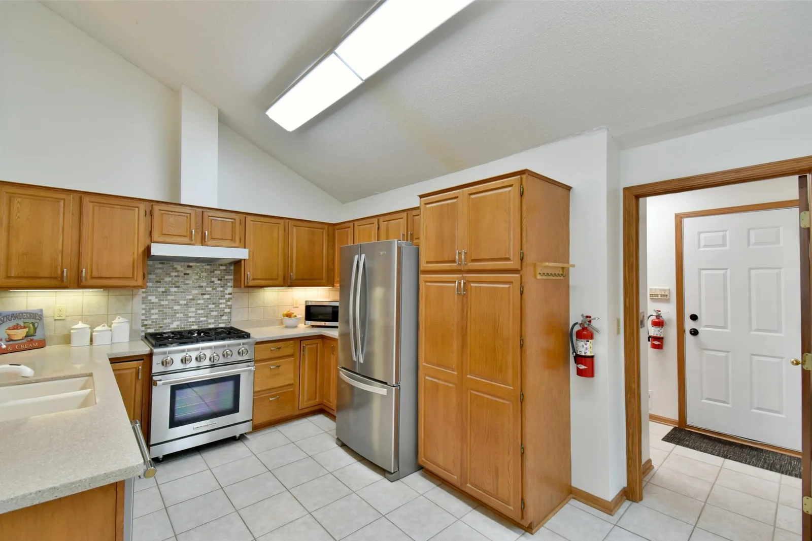 Kitchen 2