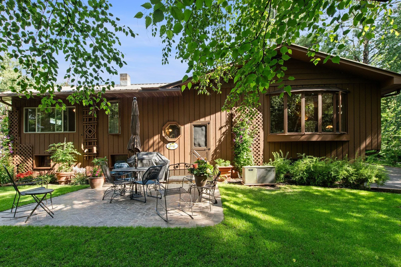 A great patio area in the back yard which is very private and peaceful