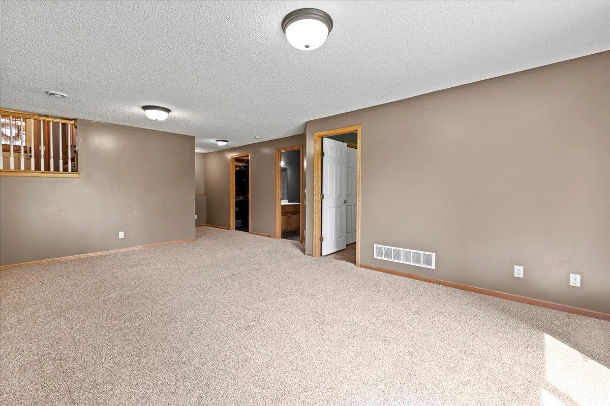 With a downstairs family room, bedroom and bathroom plus laundry, this is the perfect 2nd living area or teen retreat..jpg