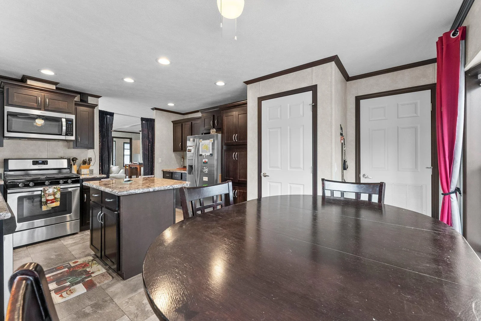20-web-or-mls-66 Kelly Rd-28.jpg