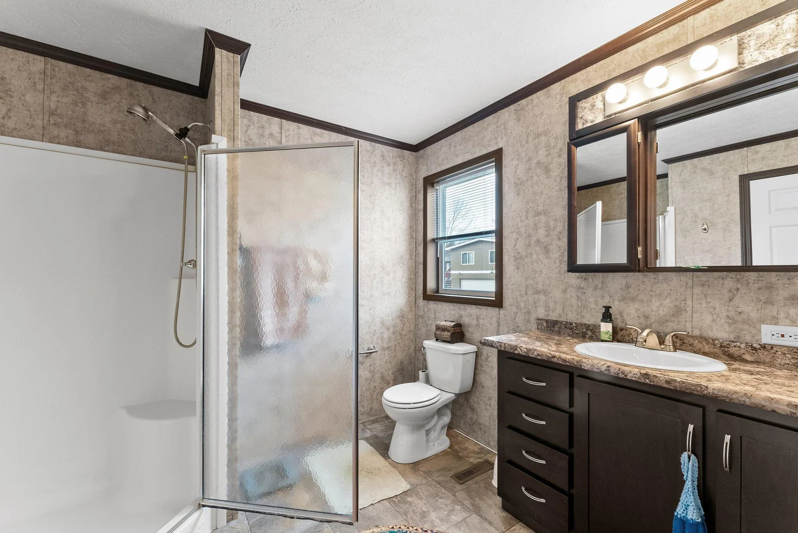 40-web-or-mls-66 Kelly Rd-99.jpg