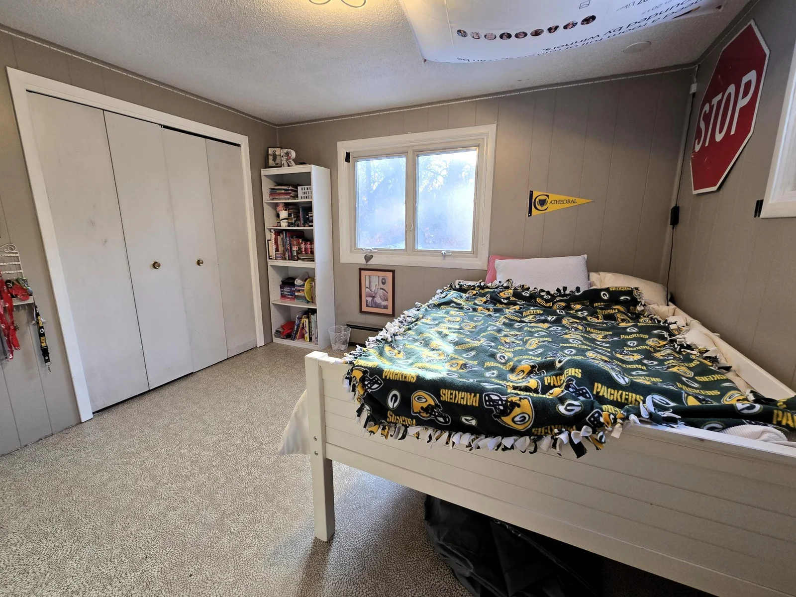 2nd Bedroom