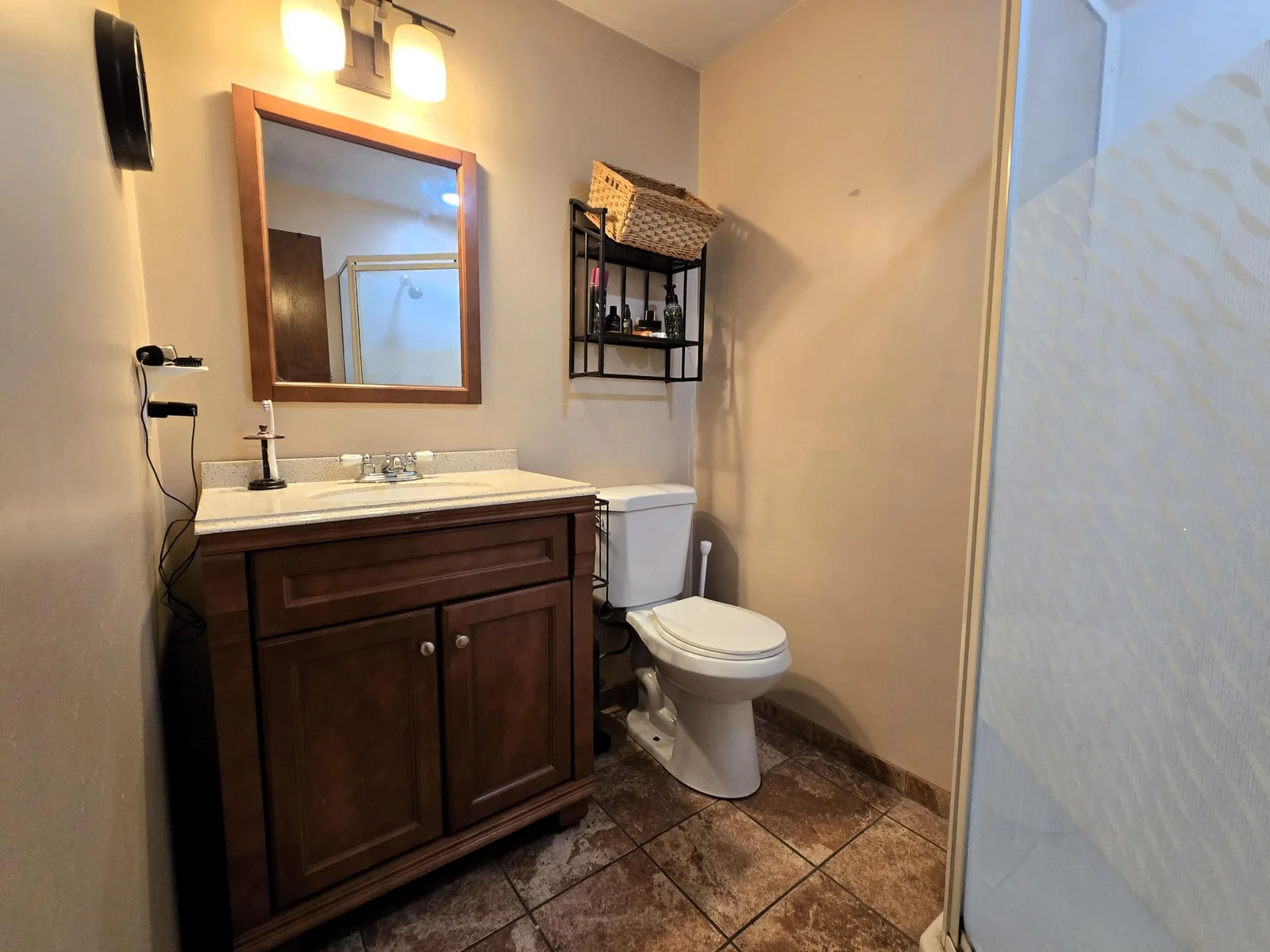 Lower Level Bath
