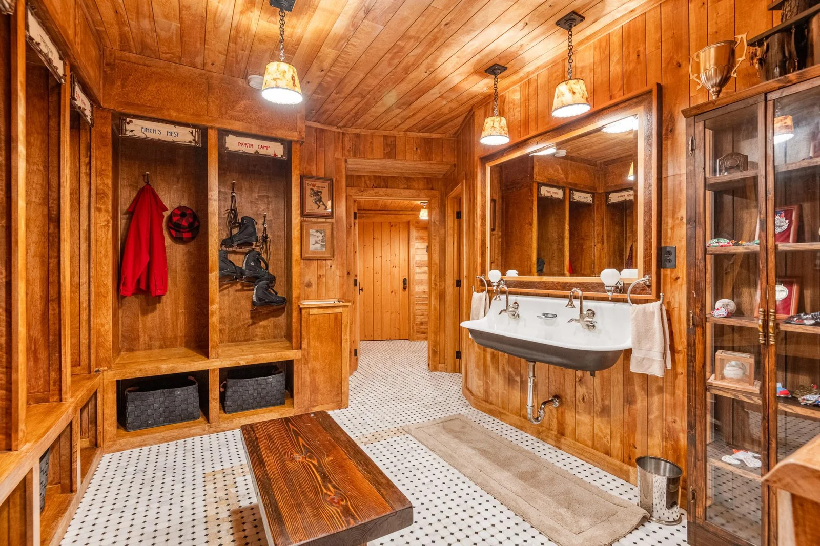 Lake Changing room