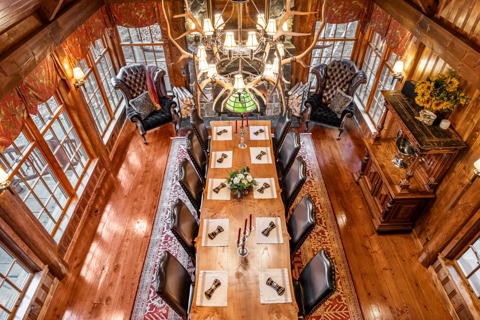 Balcony above Dining