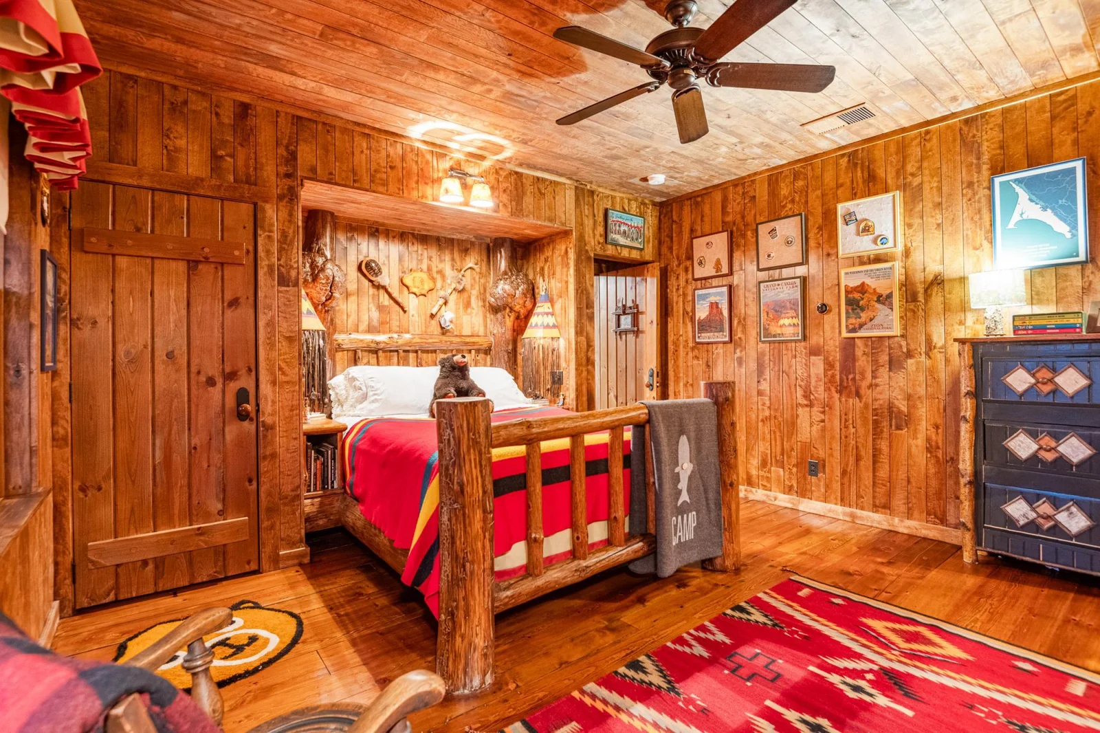 Queen Bed n Bunk Room
