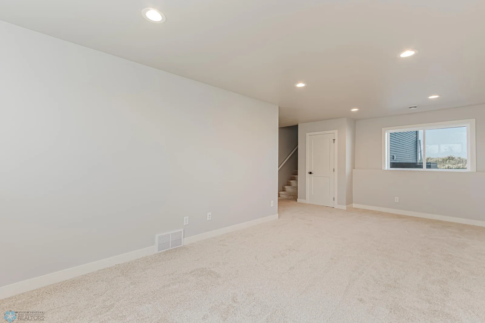 6756 66th Ave, Horace, ND-17.jpg