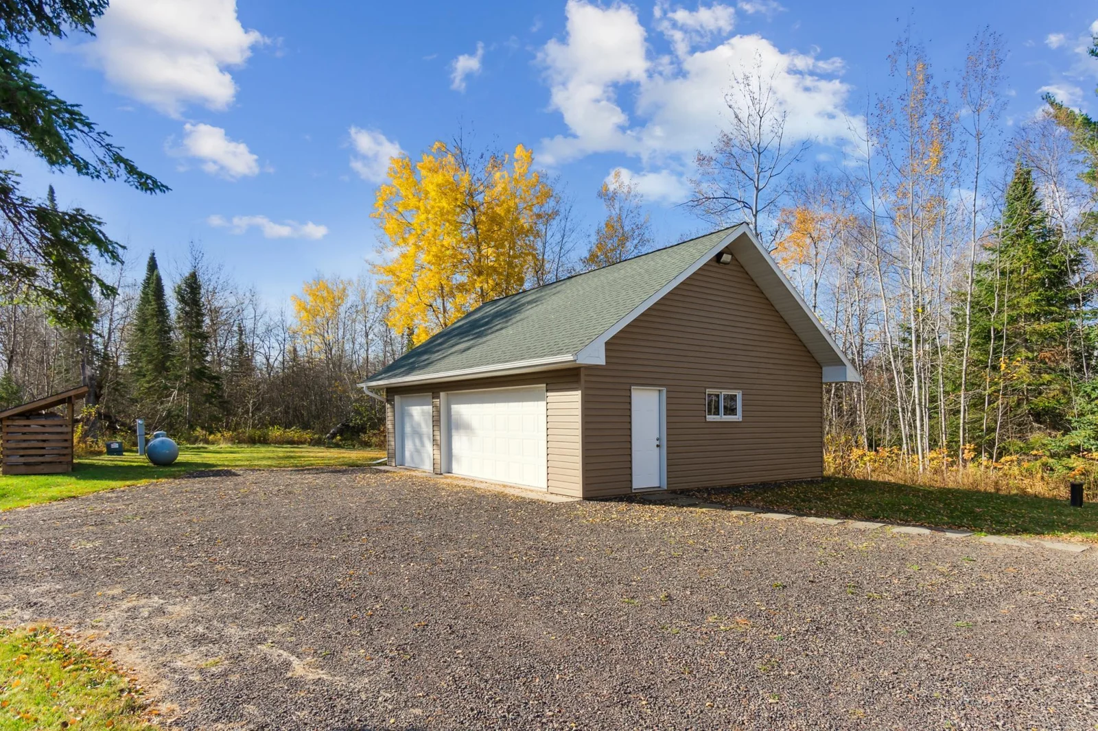 19_exterior.jpg