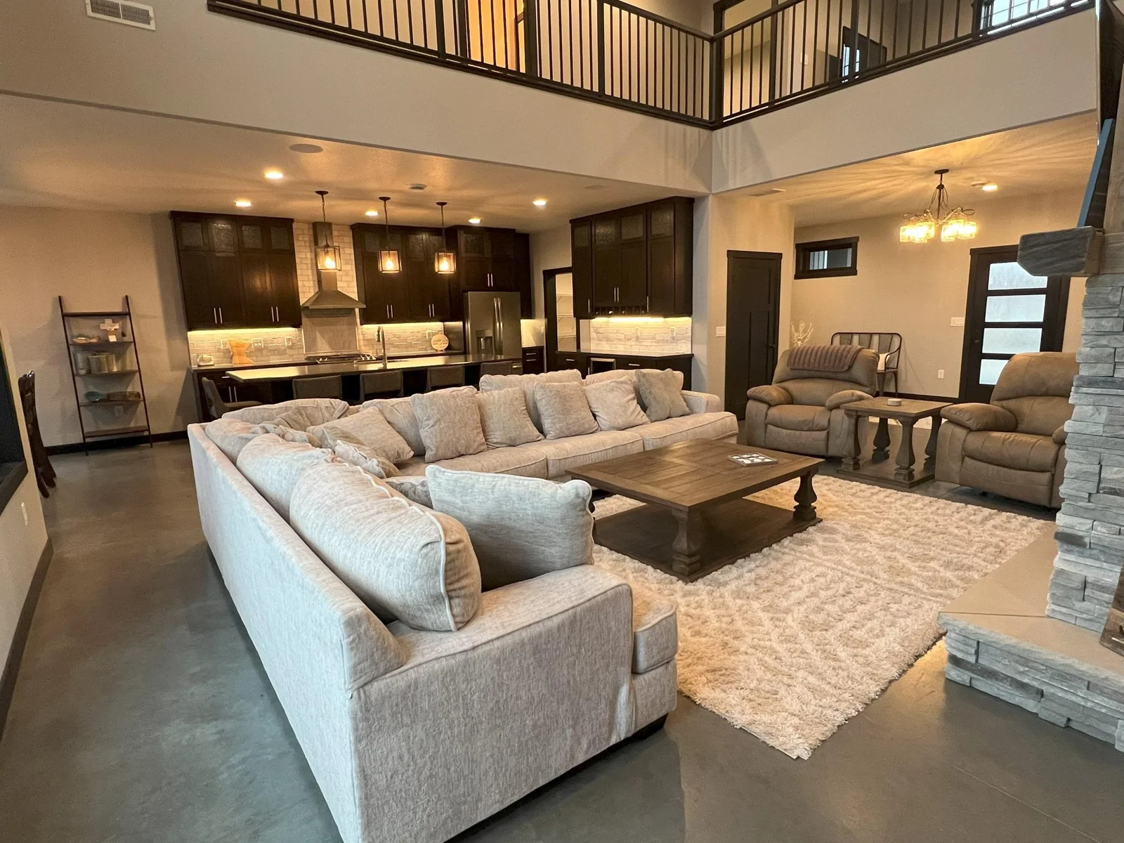 Living Room.jpg