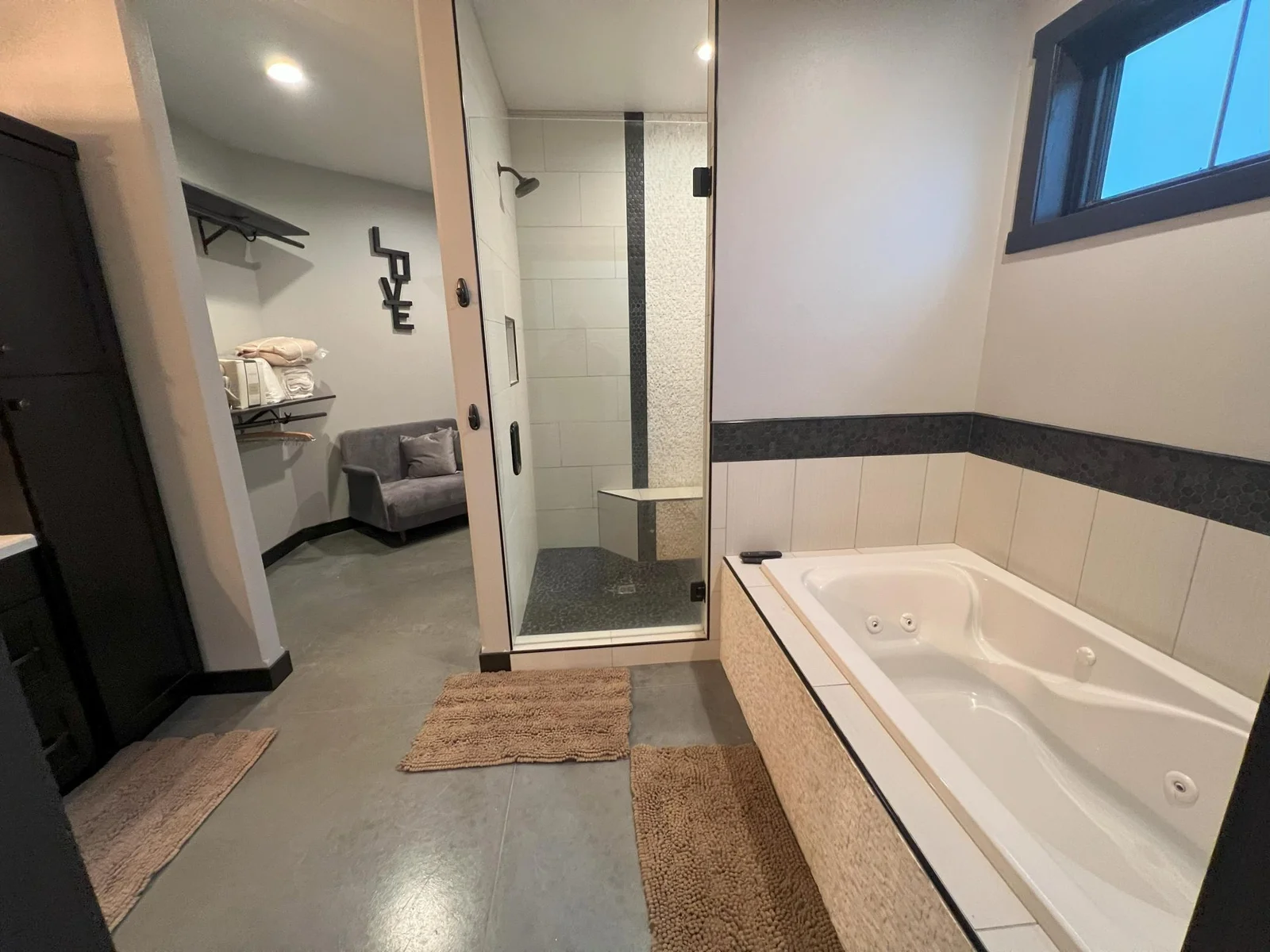 Primary Bathroom.jpg