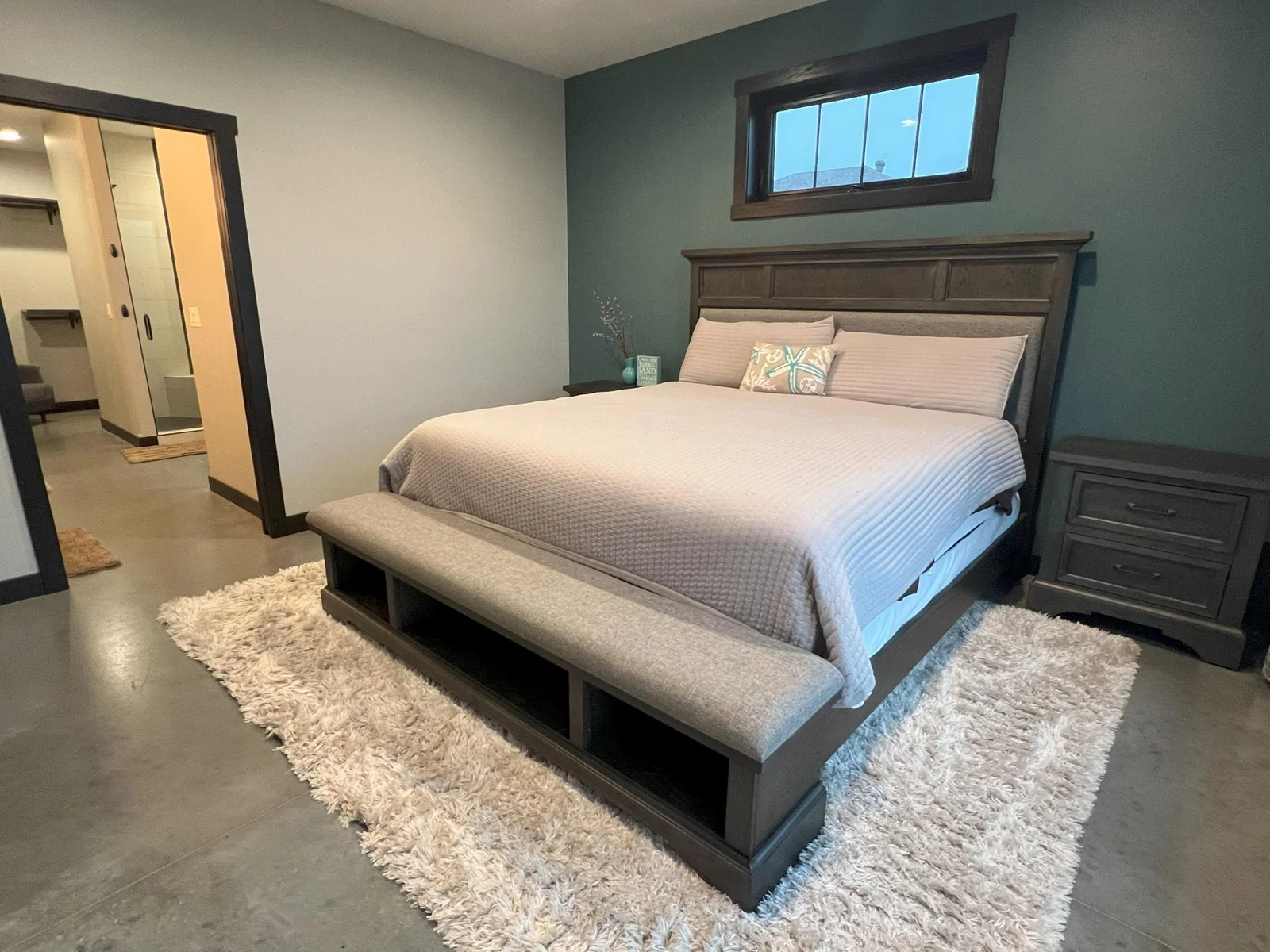 Primary Bedroom.jpg