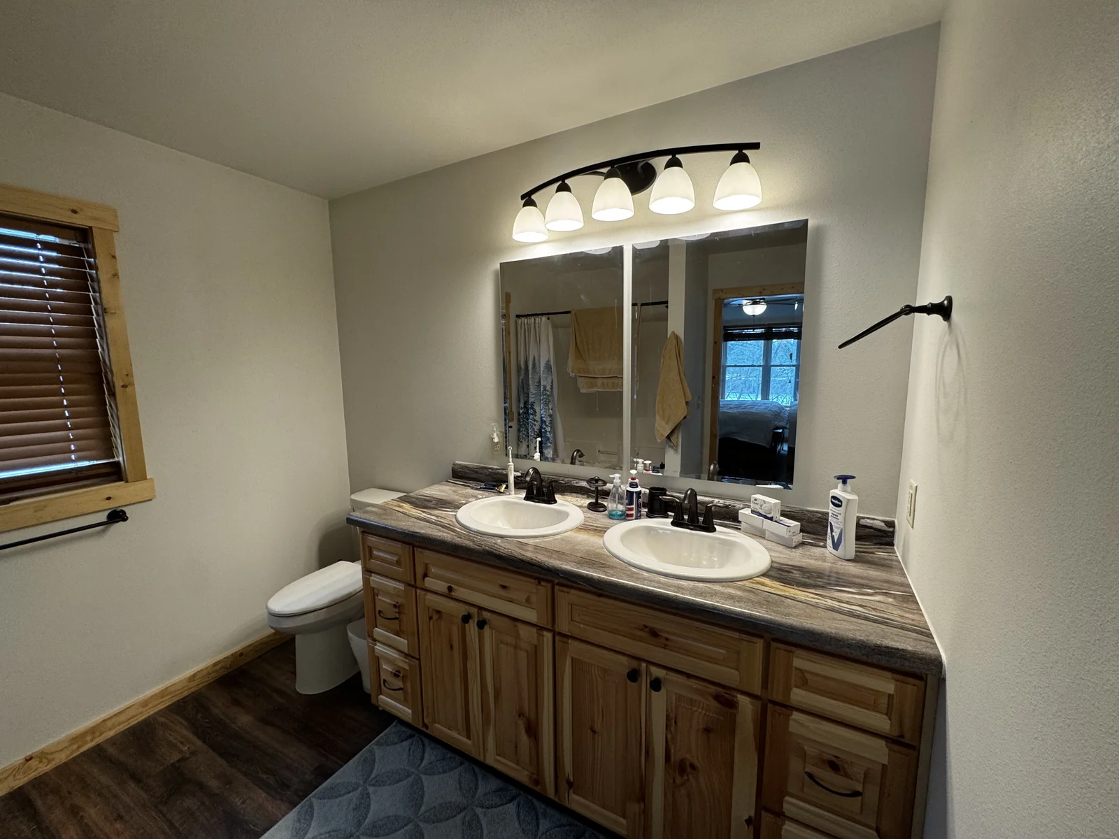 The en suite bathroom off of the primary bedroom.