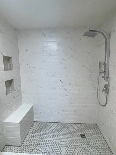 17-Bathroom 4 - lower (3).jpg