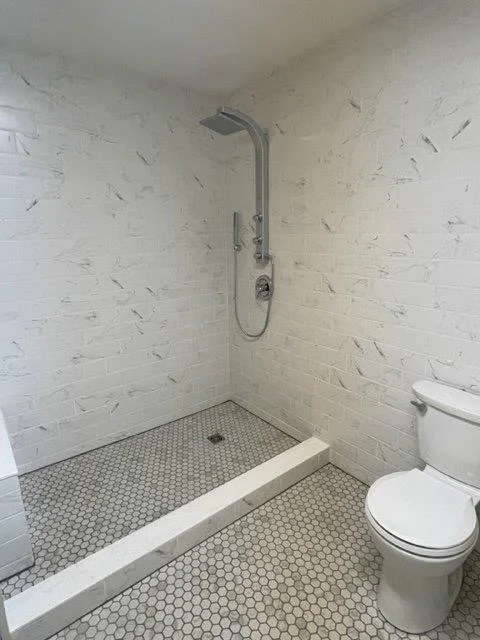 17-Bathroom 4 - lower (2).jpg
