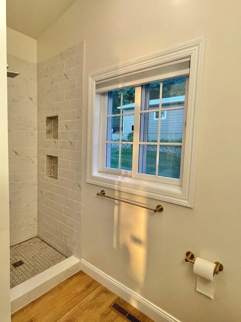 14-Primary bedroom private bath 3 (2).jpg