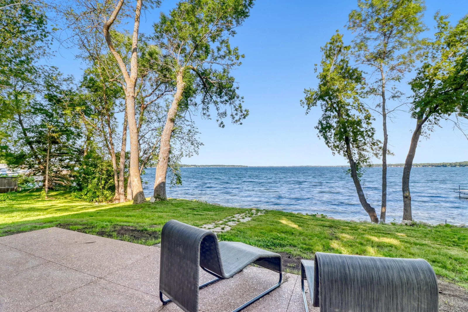 Exterior_Patio1_0.JPG