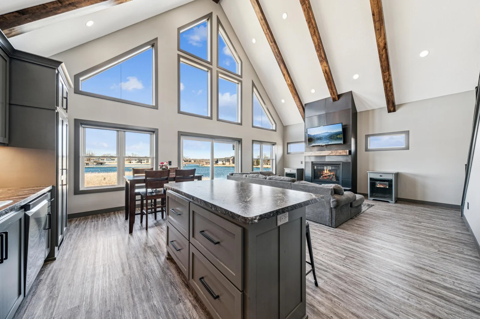 24' Timbered Ceilings w/abundance of natural light