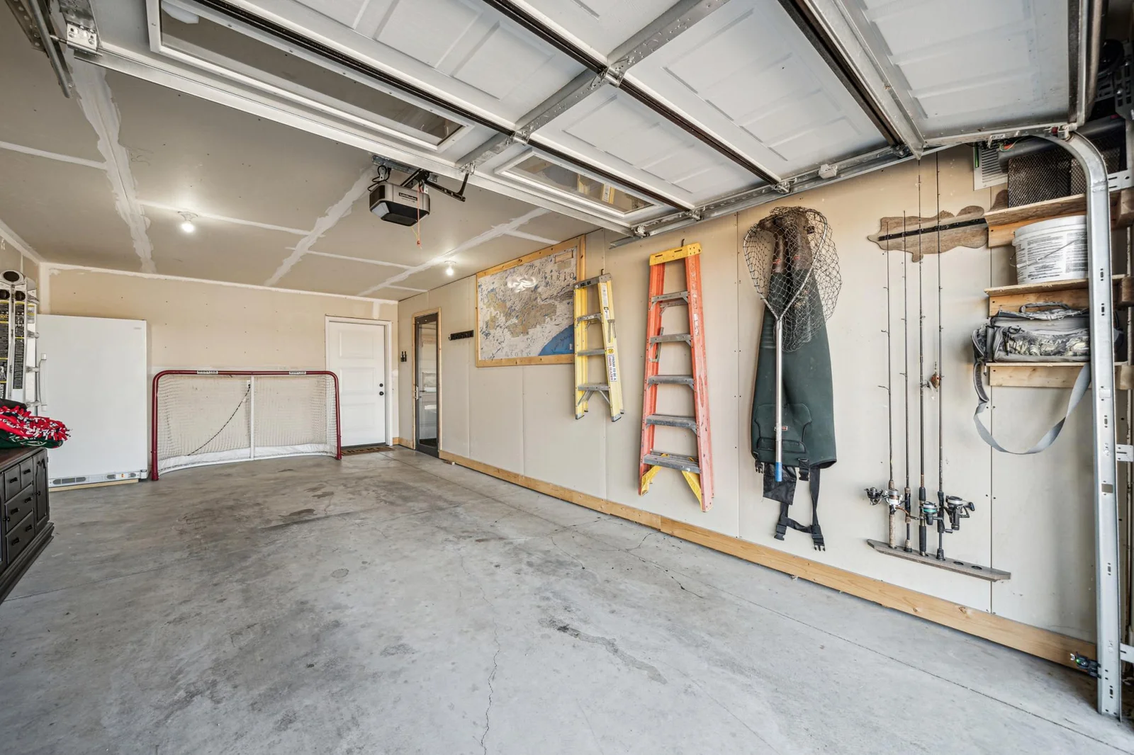 3 Car Heated Garage