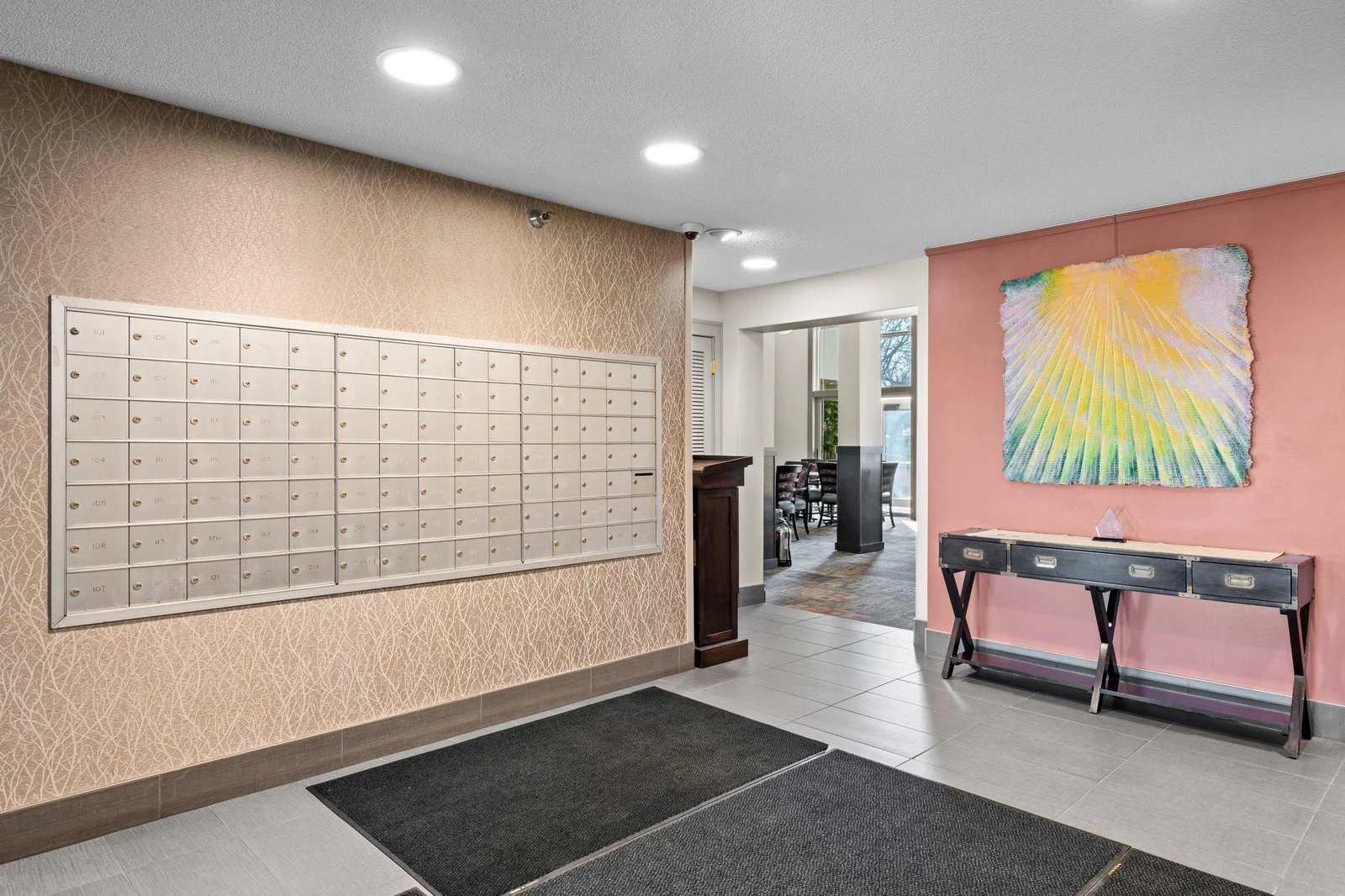 Lobby Mail