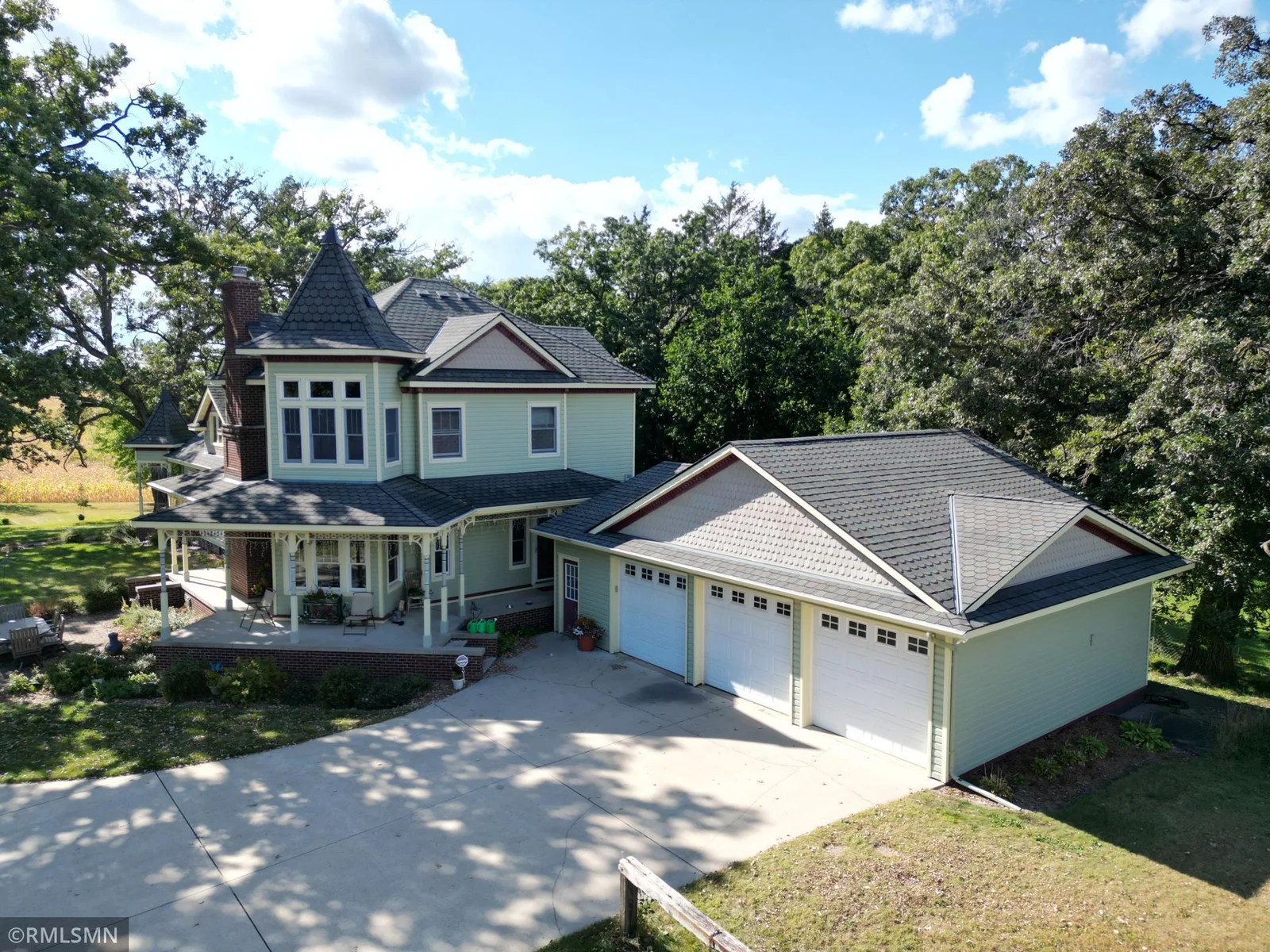 Detached garage was remodeled in 2007 and is fully insulated.