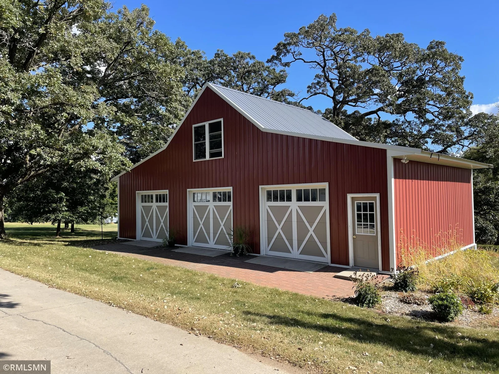 This garage/shed was constructed in 2015, is fully insulated and has in floor heat.