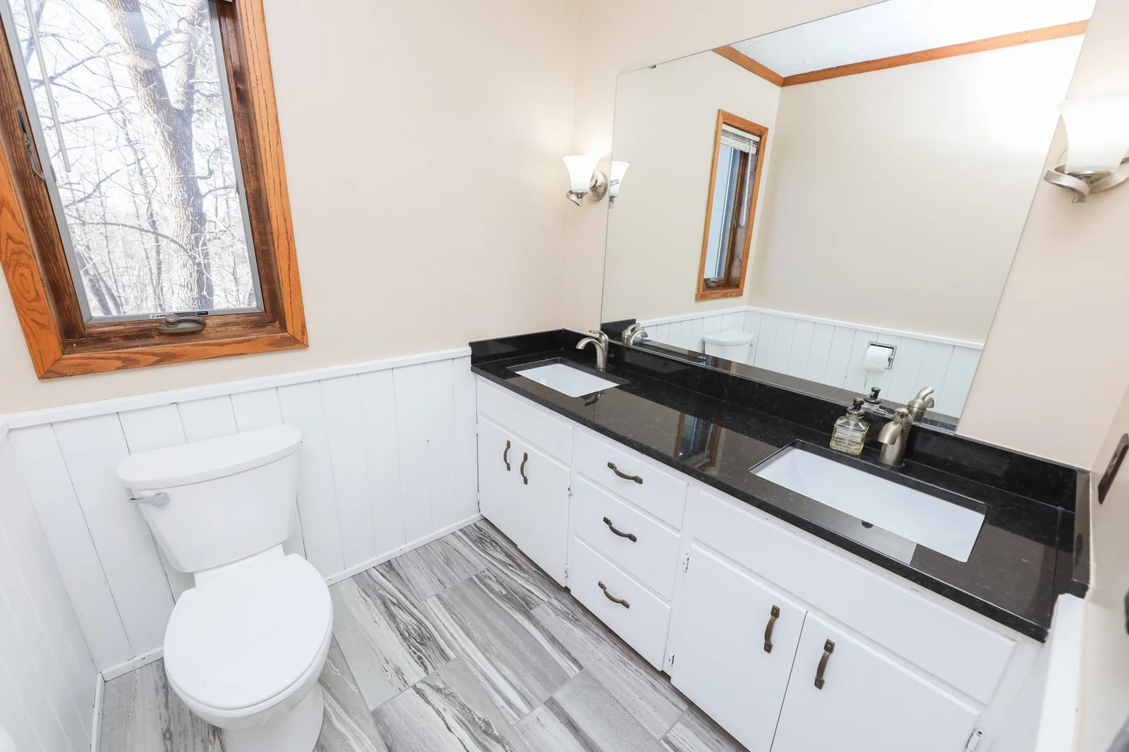 Upper Level Bathroom