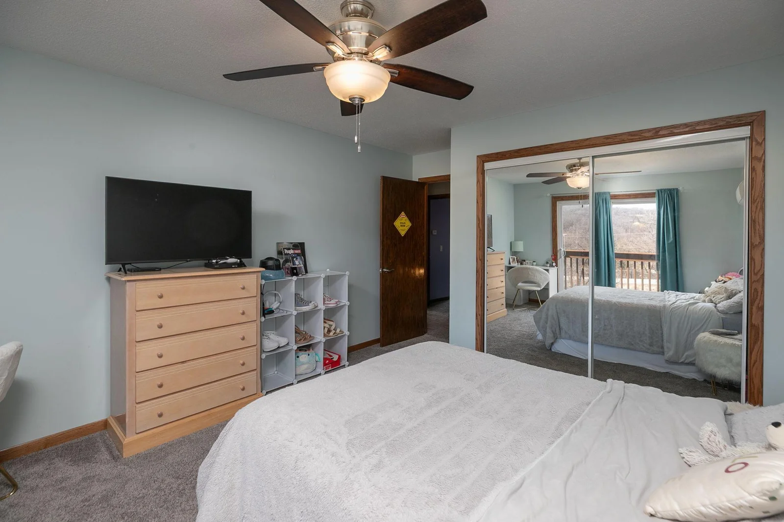 24-web-or-mls-24-Bedroom 2.jpg