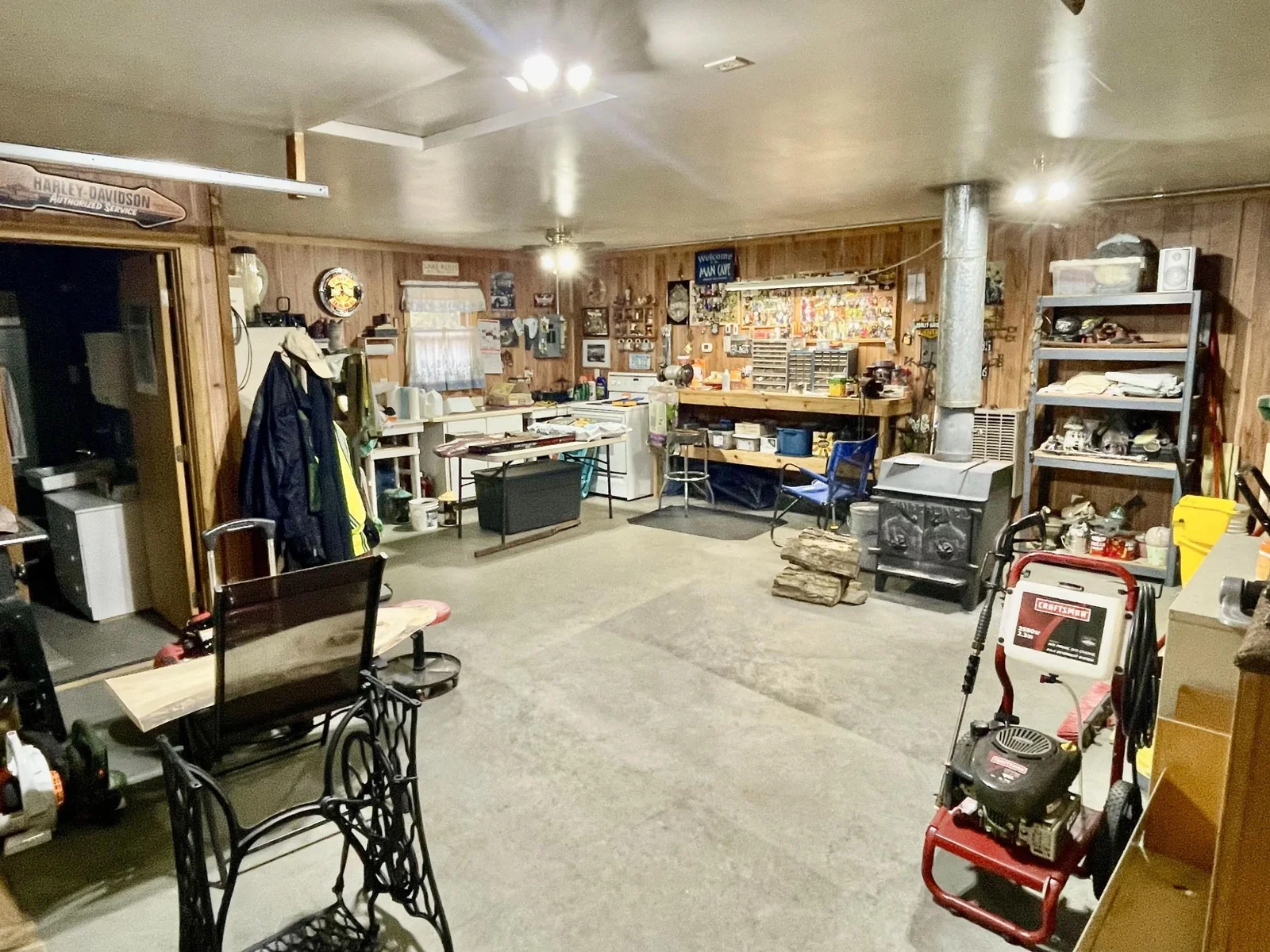 STUDIO GARAGE