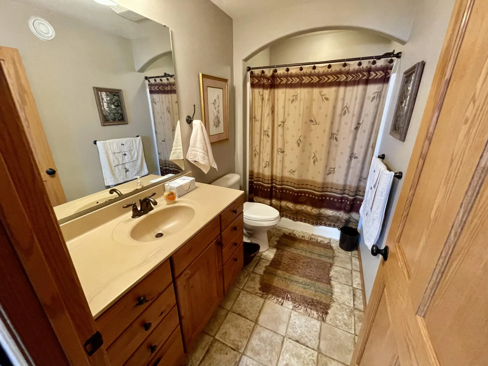 FULL BATH UP
