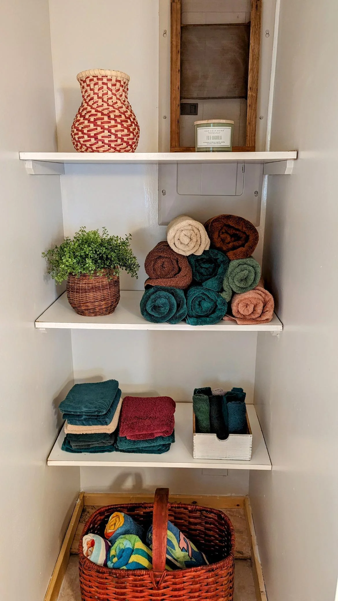 Copy of bathroomtowels.jpg