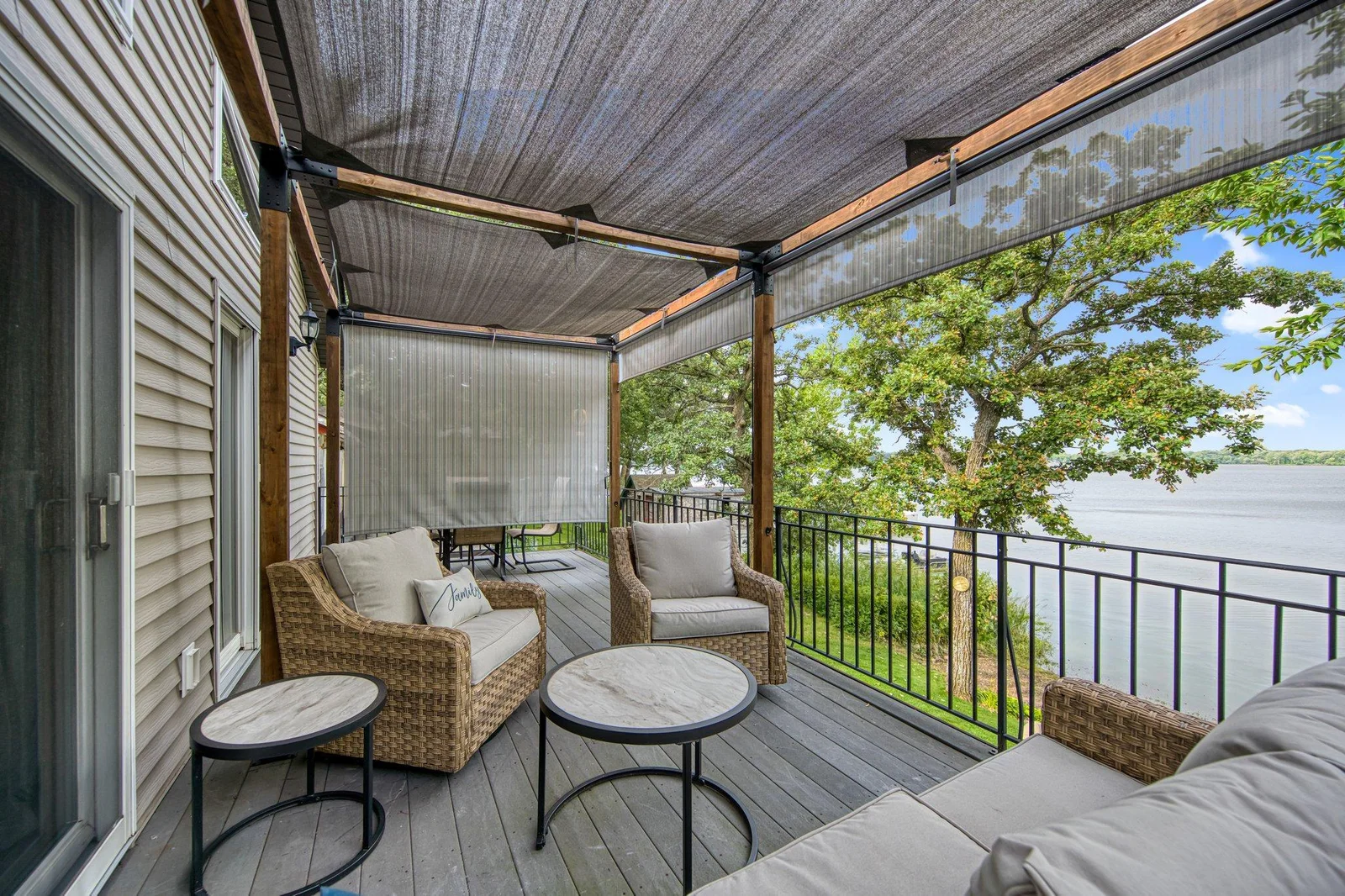 Upper level deck. Those views!