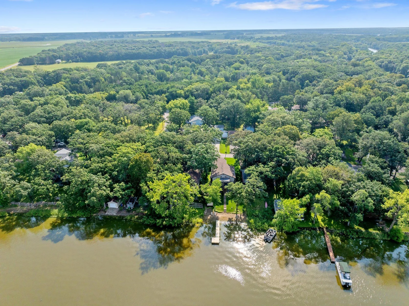 Ariel view of lot.