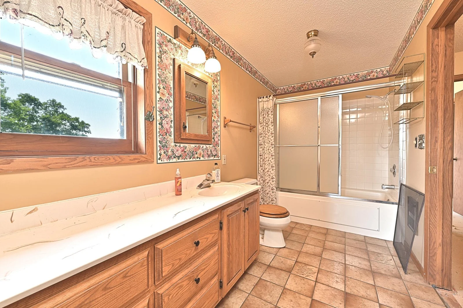 FULL PRIMARY BATHROOM WITH LARGE VANITY AREA