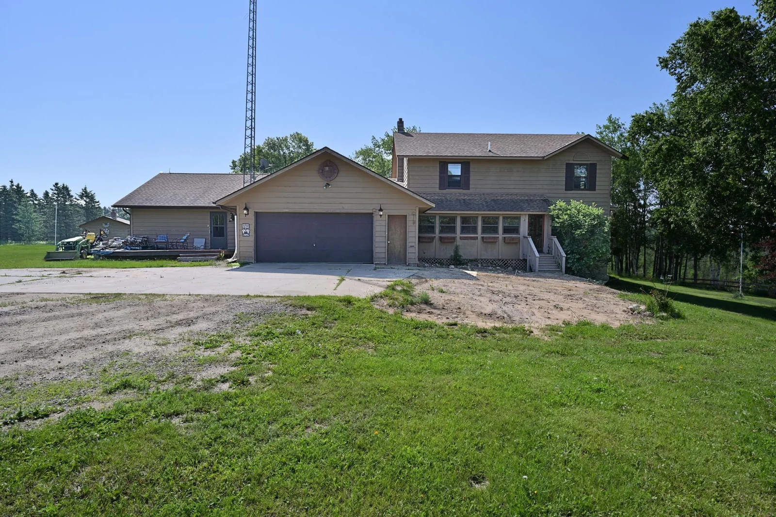 24147 MAPLE DRIVE WEST