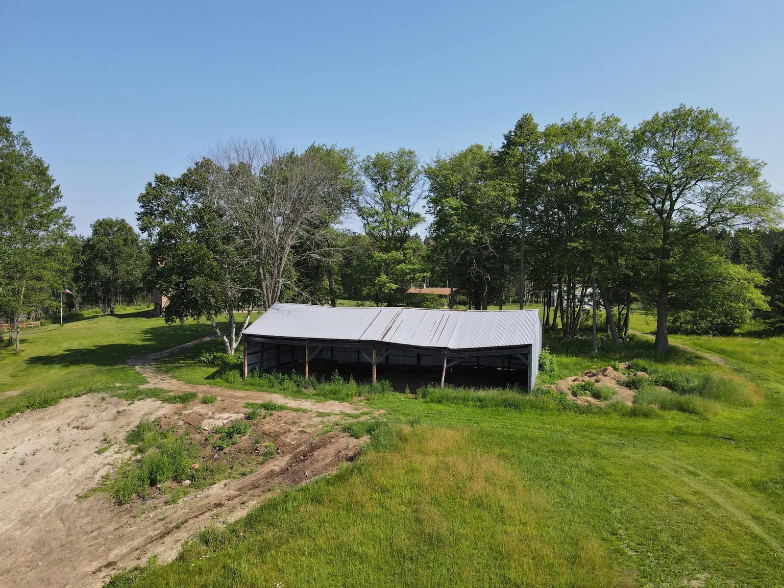 HOBBY FARM SHED