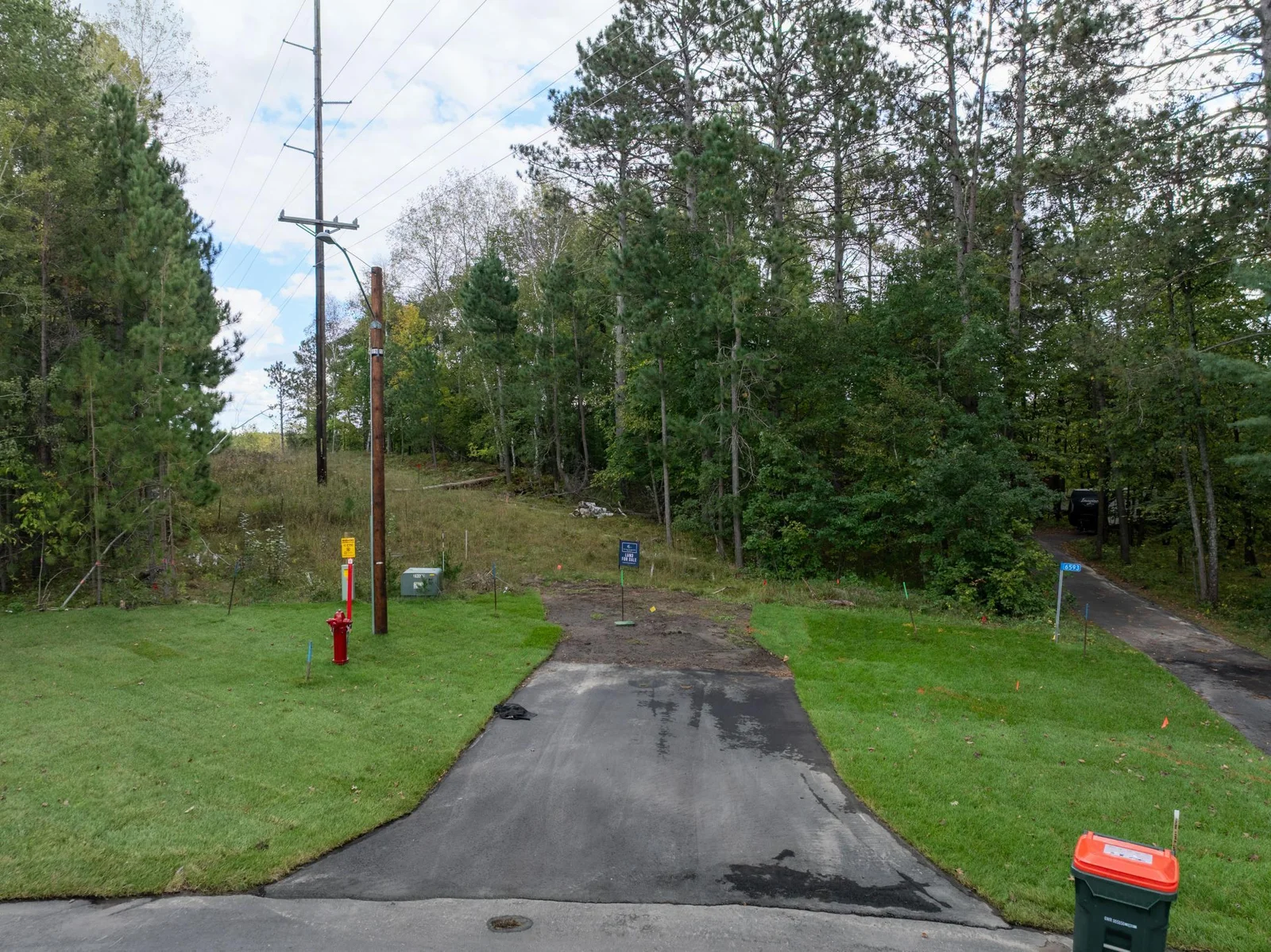 W2W-Listing Photo-Park View Circle-9-24-24-19.jpg