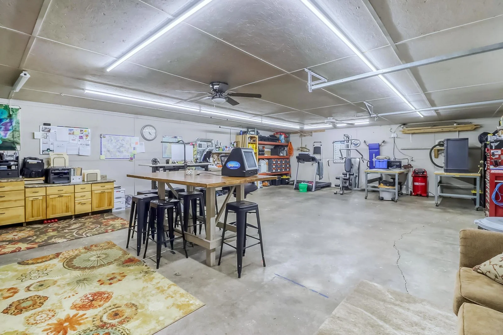 Building_interior1_8.jpg