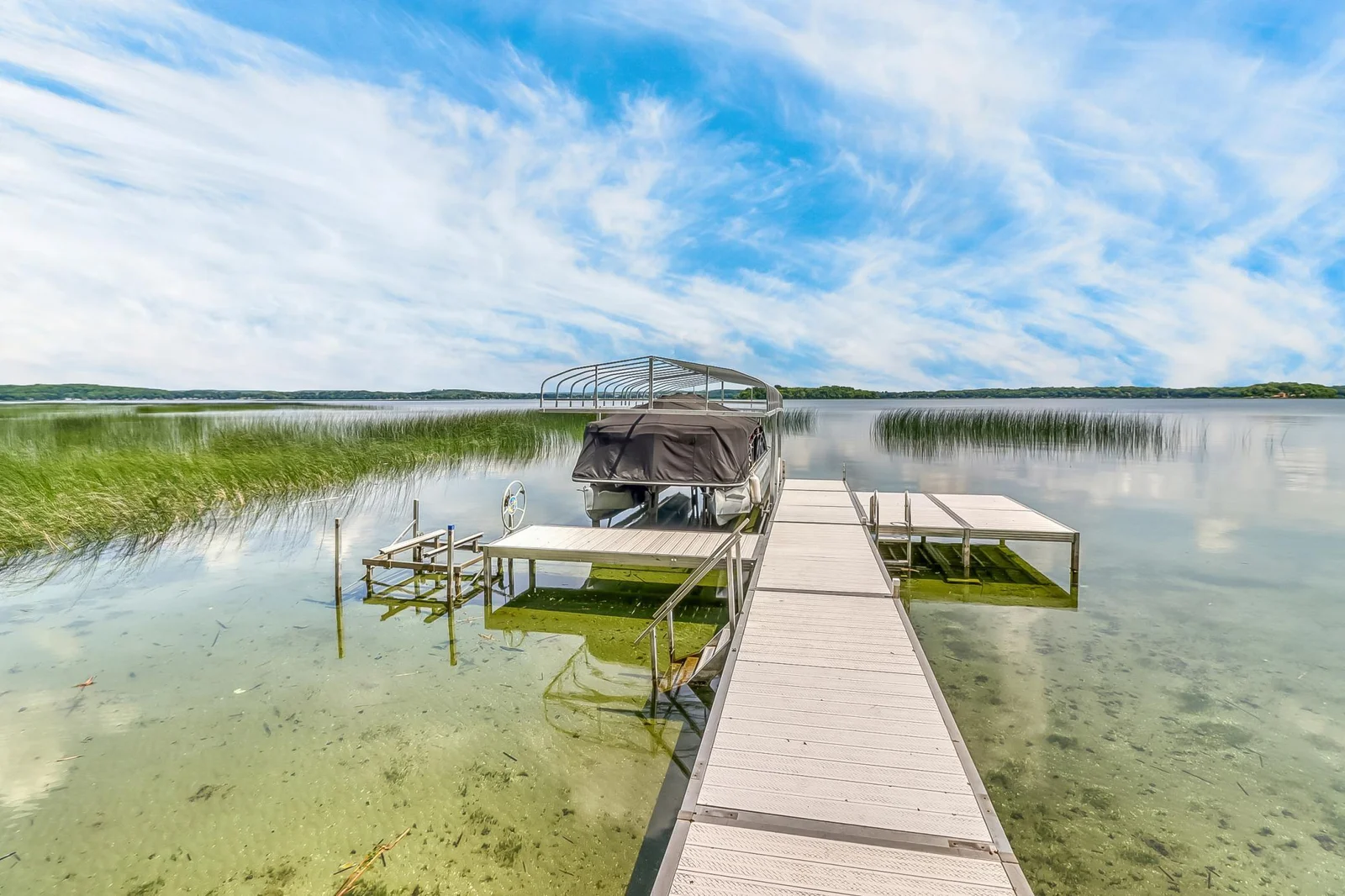 Lake1_0.jpg