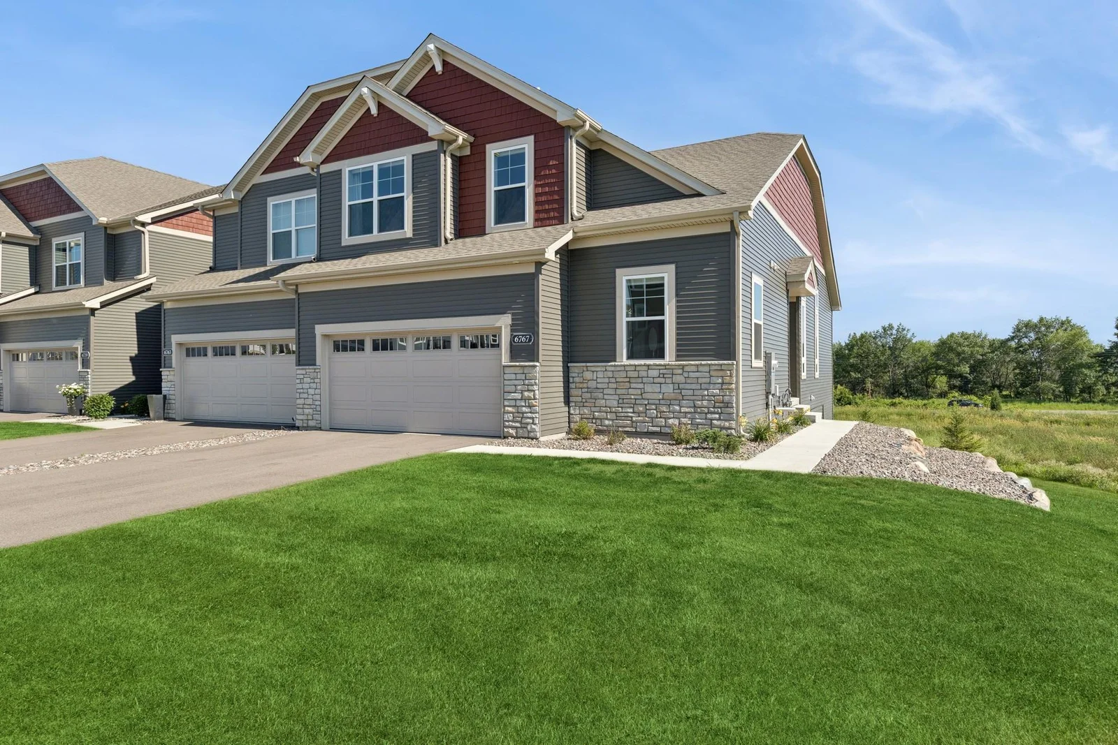 6767 Bluestem Way, Minnetrista