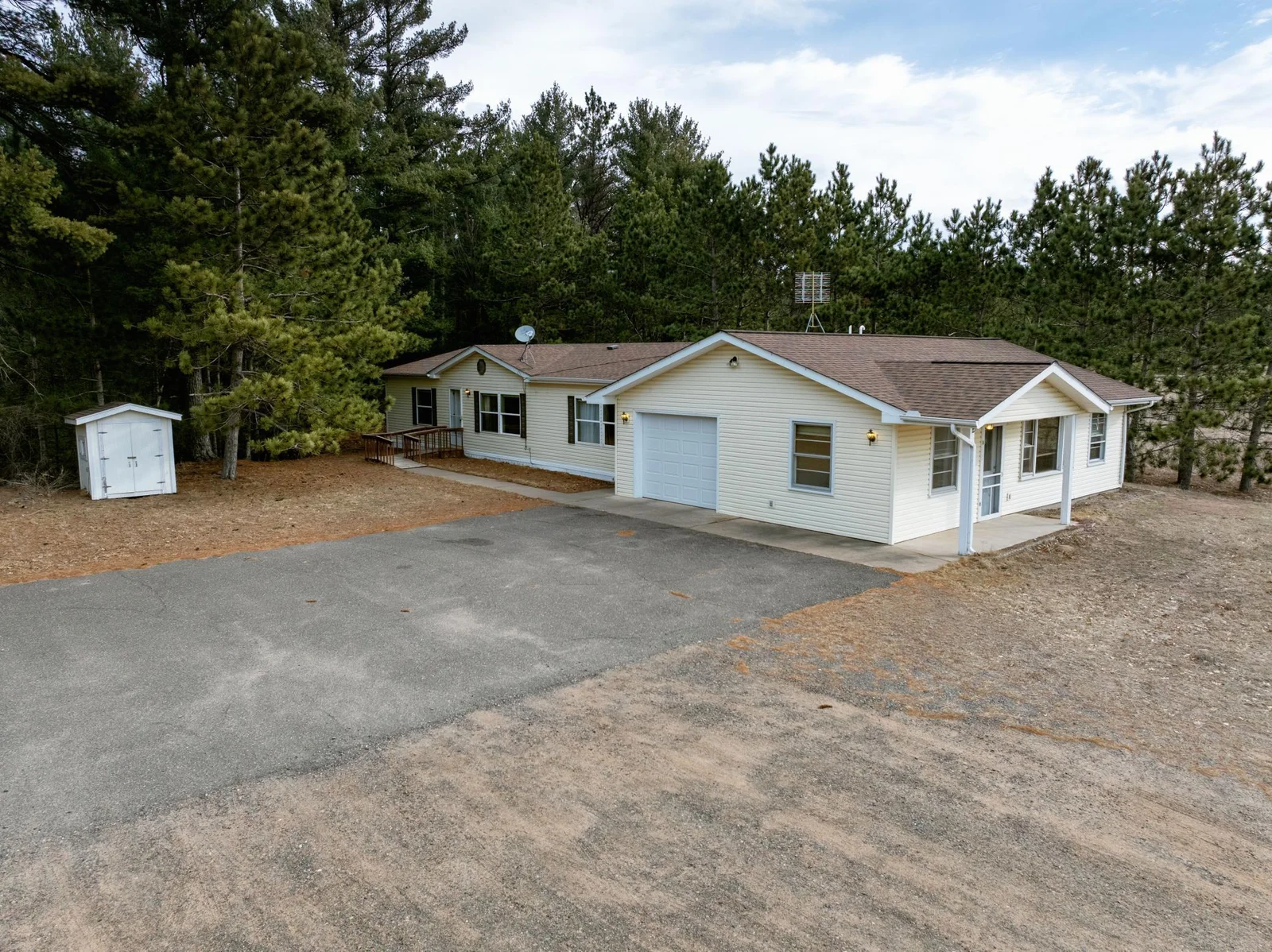 Photo 1 of 14376 State Road 70