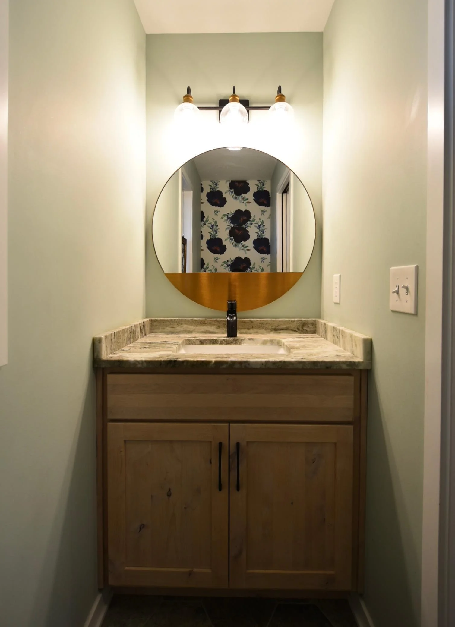 guest bath-main level