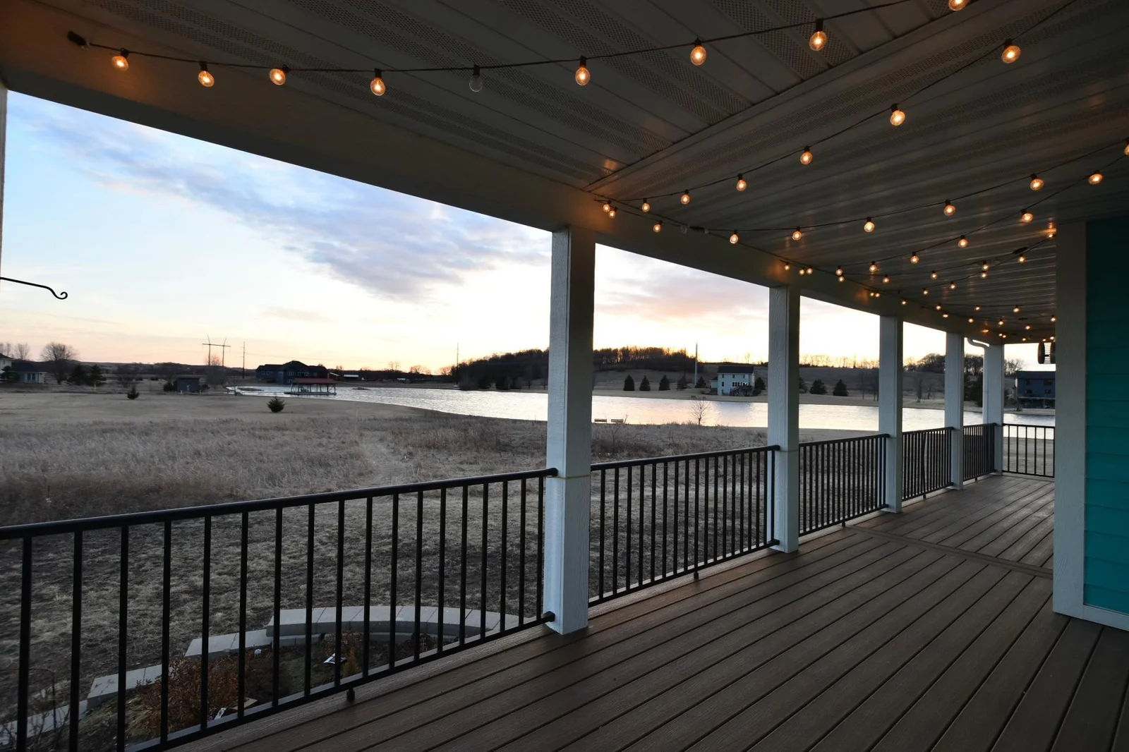 wrap around deck with panoramic views