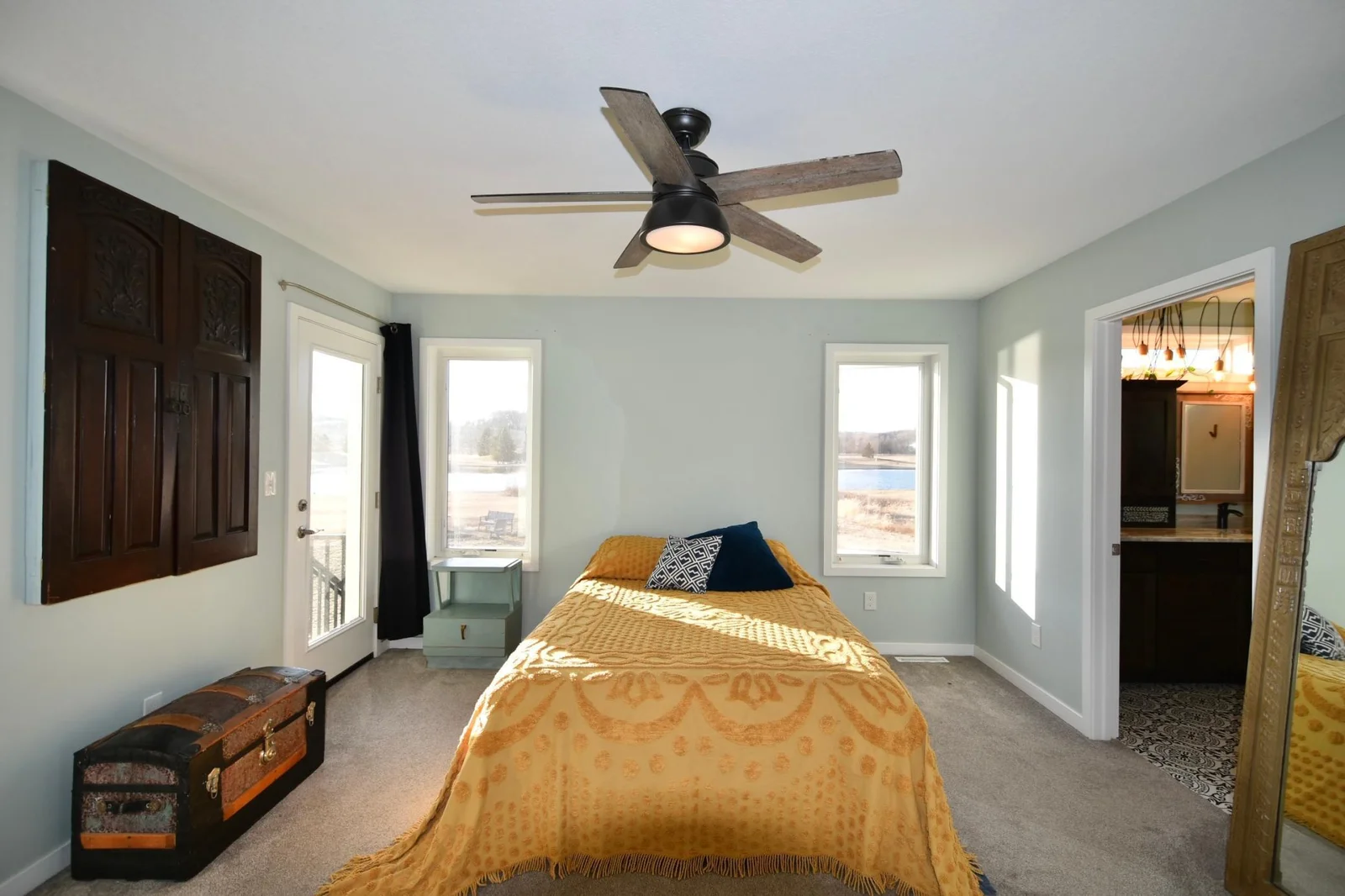 Natural light & lake views!