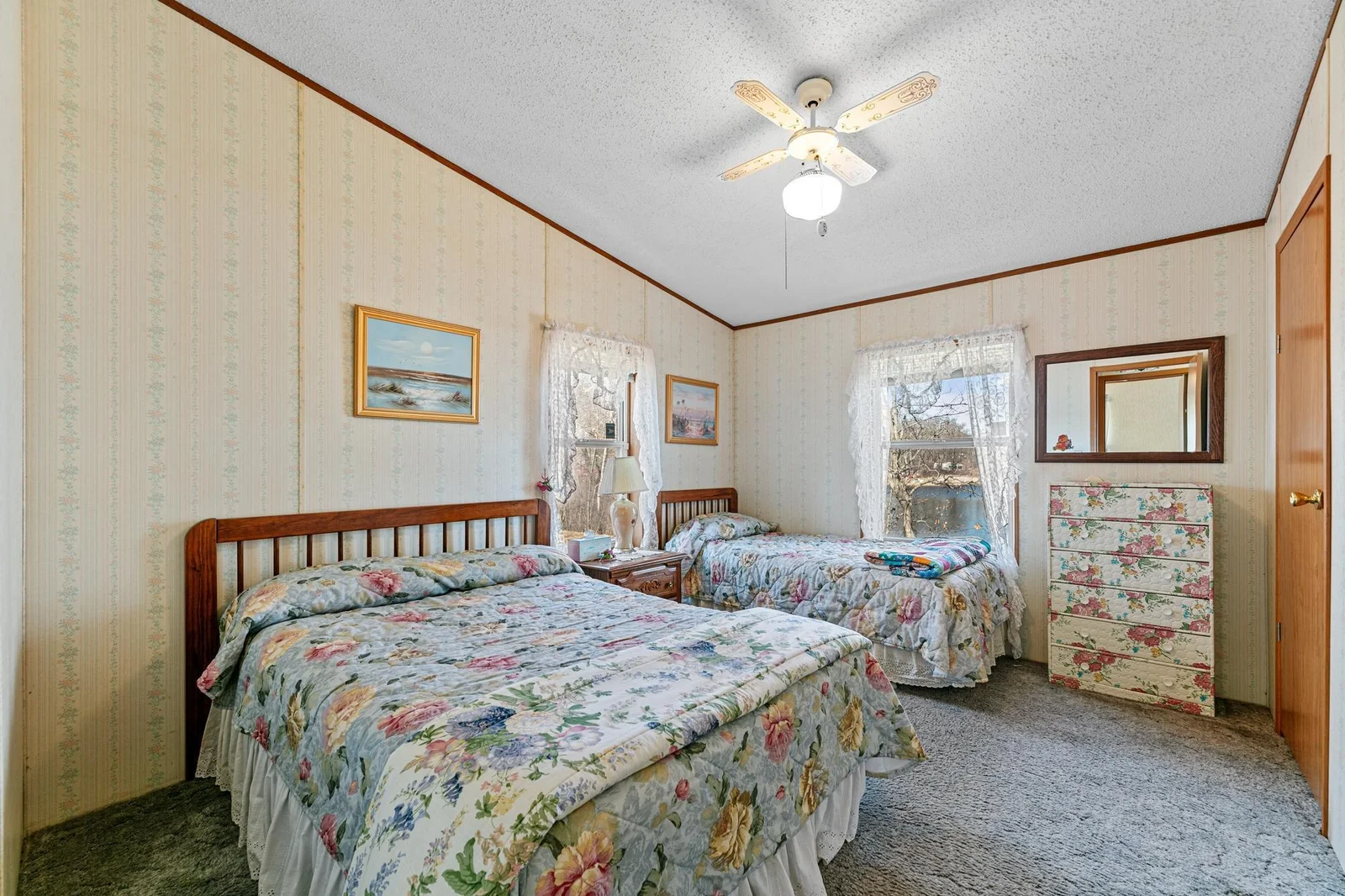 18482 Captive Lake Rd, Garrison, MN 56450_1204.JPG