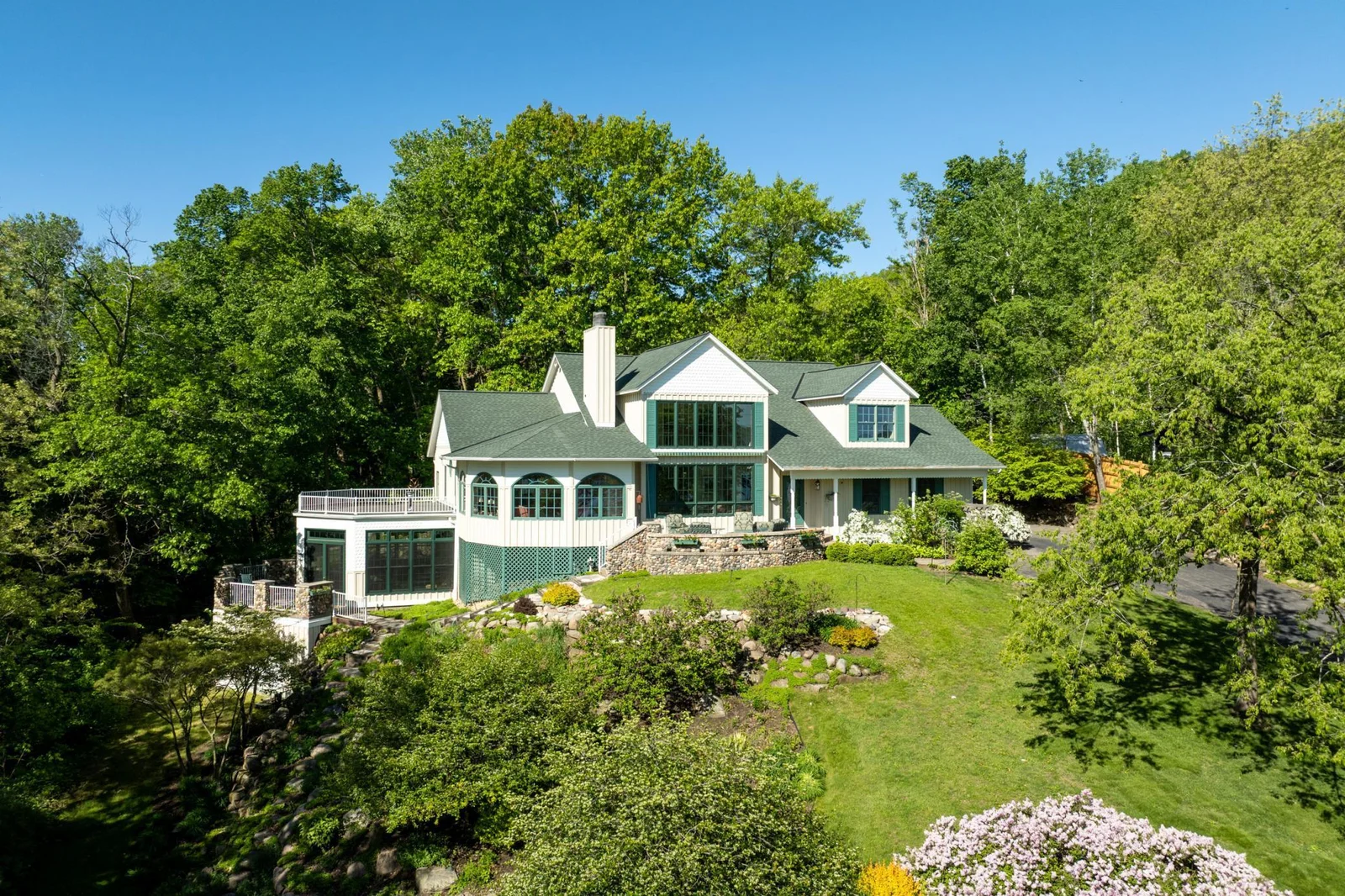 28589 Lake Ave Way Frontenac