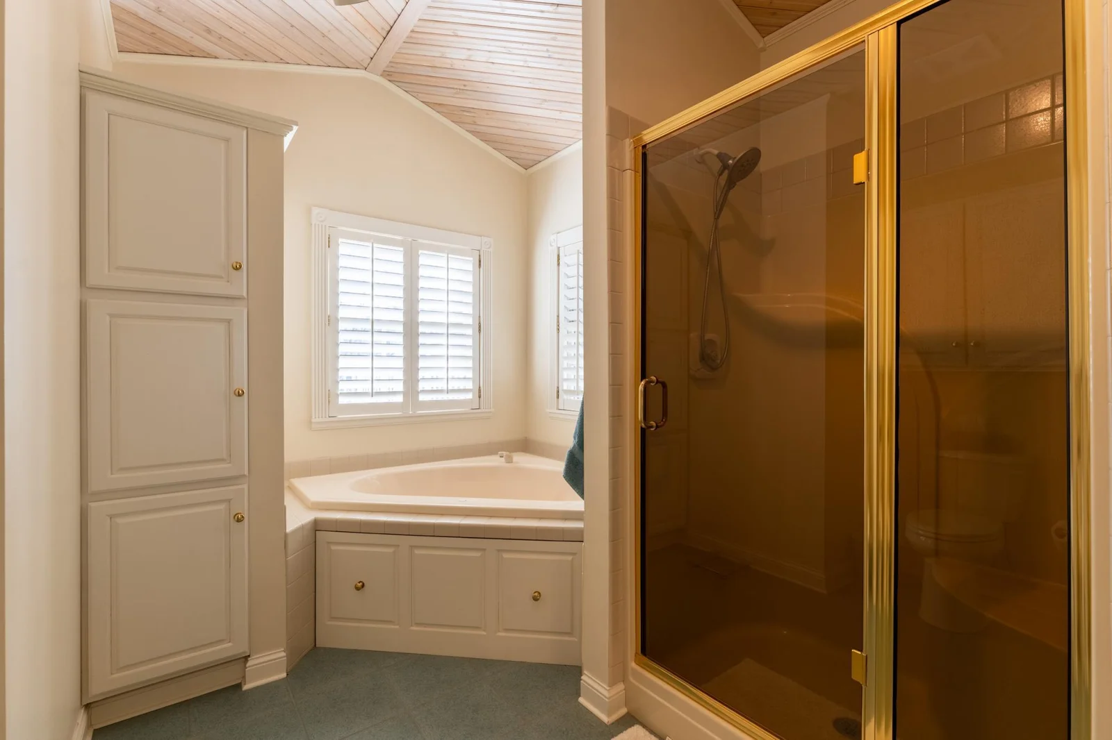 Tub and Shower
