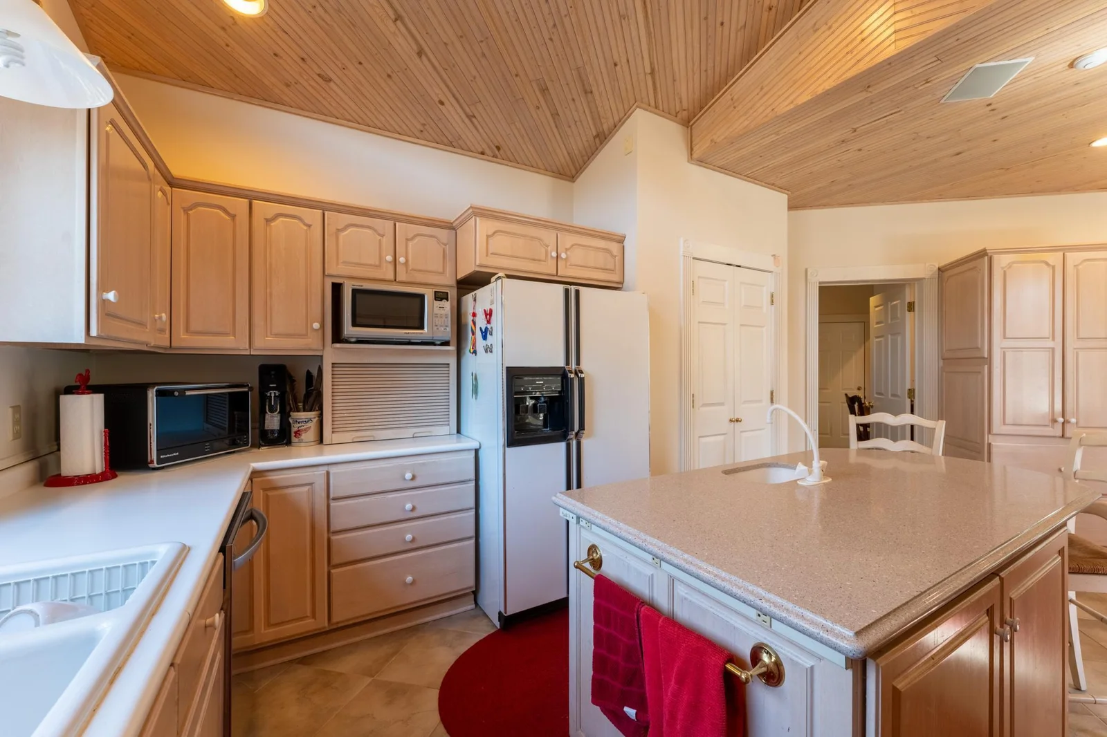 Kitchen with Lots of Storage