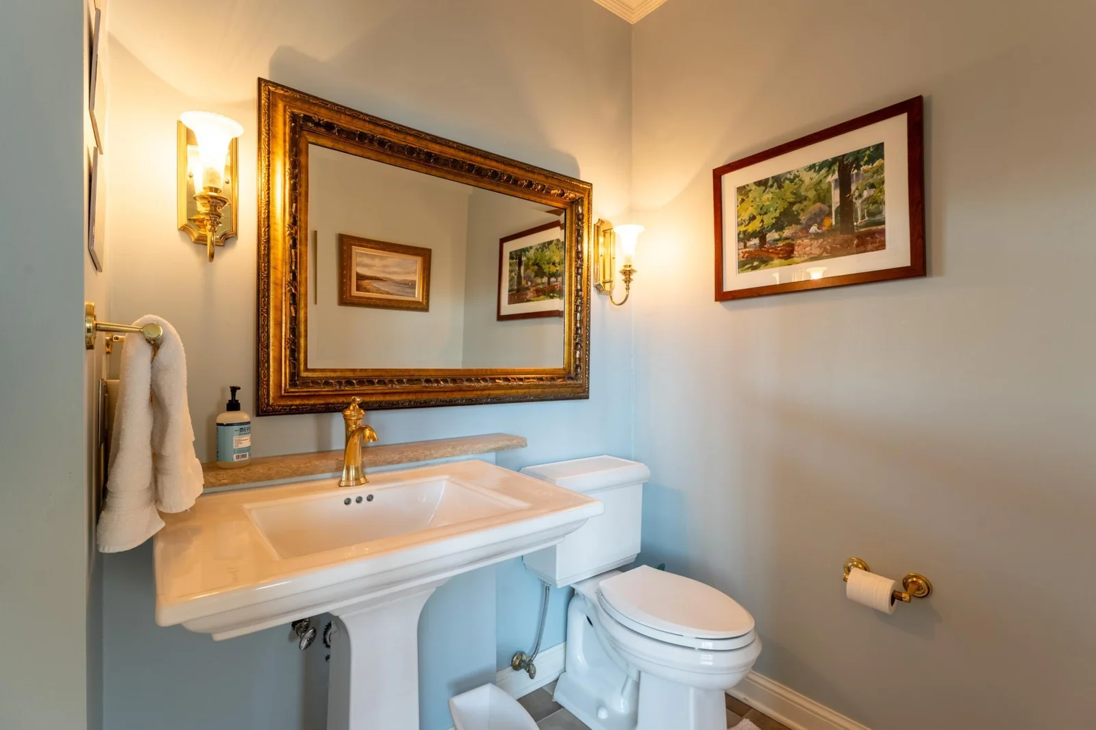 Main Level 1/2 Bath
