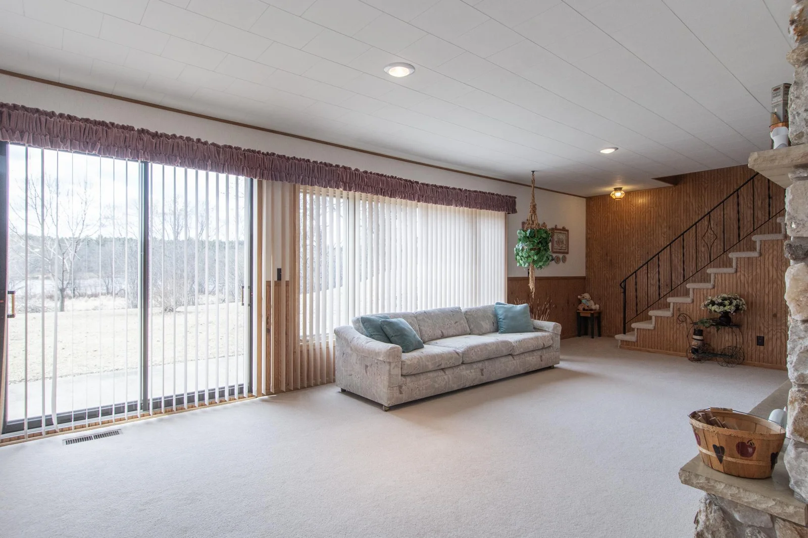 Family Room View 4
