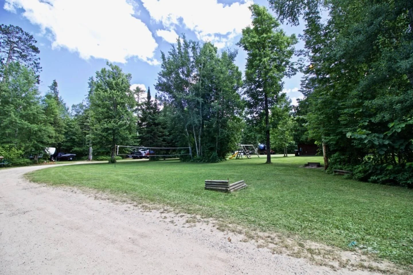 Thumbnail photo 26